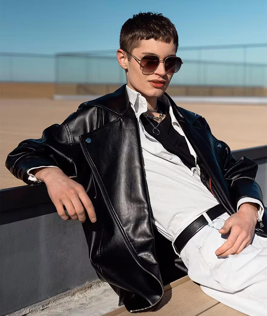 Streetwear Secrets: How Hoodies & Sweatwear Took Over Men’s and Women’s Fashion